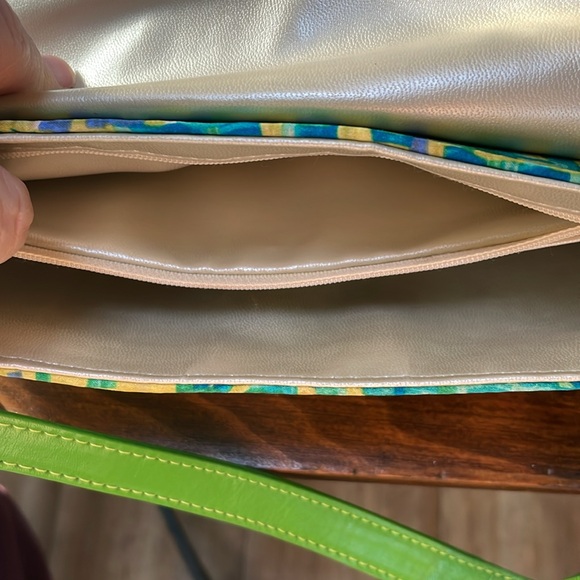 J Renee NWT purse. Scratched on the bottom see picture. - Picture 9 of 10